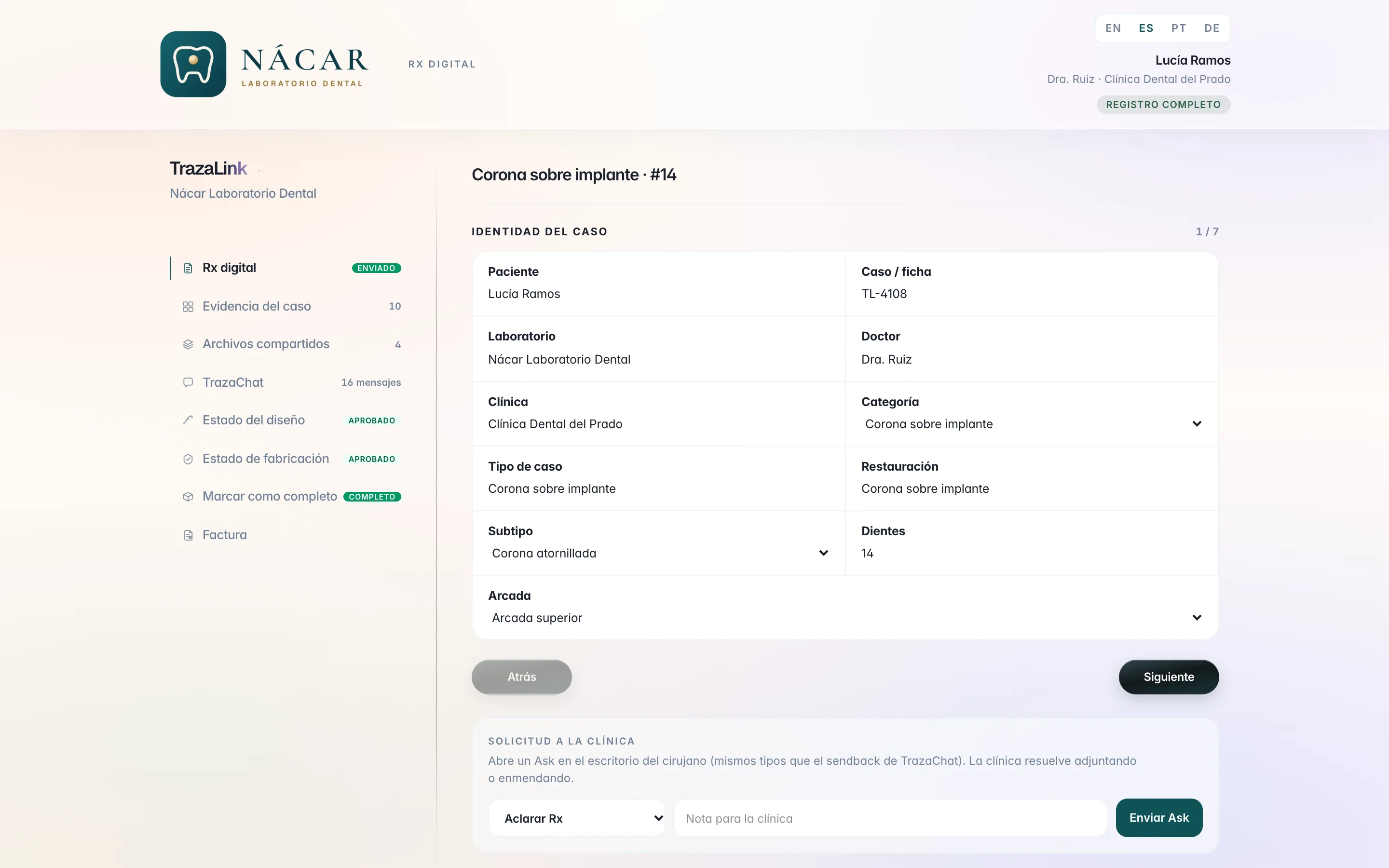 TrazaLink de Lucía Ramos, corona sobre implante del 14, con el logo de Nácar Laboratorio Dental en la cabecera de la Rx digital.